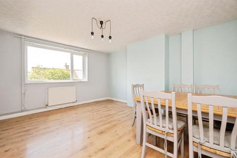 3 bedroom maisonette for sale, Callington Road, Saltash