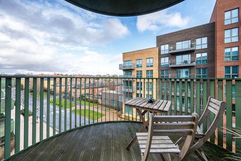 2 bedroom flat for sale, Tudway Road, Kidbrooke, London, SE3
