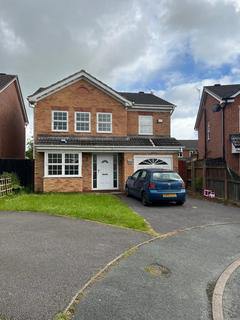 4 bedroom detached house to rent, Vicarage Grove, WINSFORD, CW7 1SZ