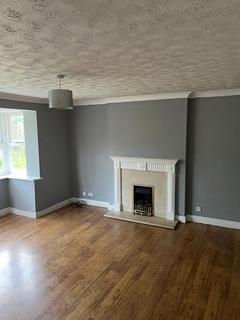 4 bedroom detached house to rent, Vicarage Grove, WINSFORD, CW7 1SZ