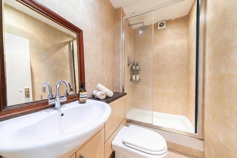 4 bedroom flat to rent, Adelaide Road, London NW3