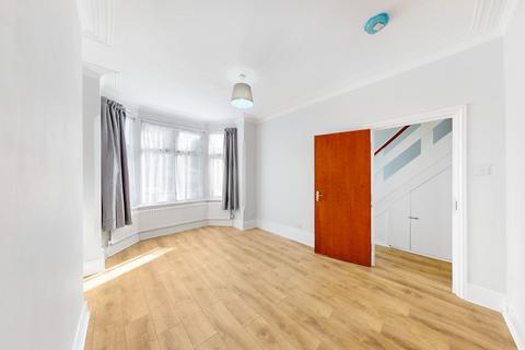 4 bedroom terraced house to rent, Lancaster Road, London NW10