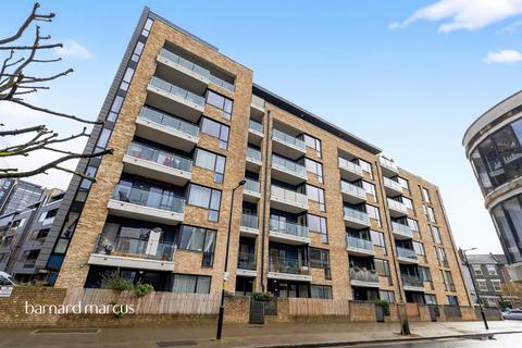 2 bedroom flat for sale, Boyson Road, London
