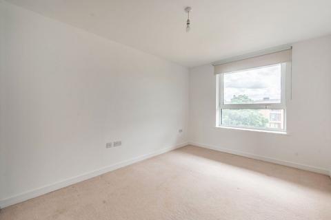 Green Lane, Edgware, HA8