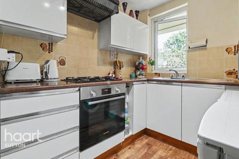 2 bedroom flat for sale, Mulgrave Road, SUTTON