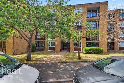 2 bedroom flat for sale, Mulgrave Road, SUTTON