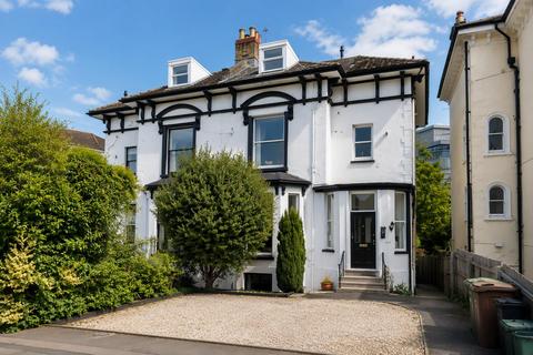 2 bed flat/apartment for rent in Town Centre, Cheltenham, GL50