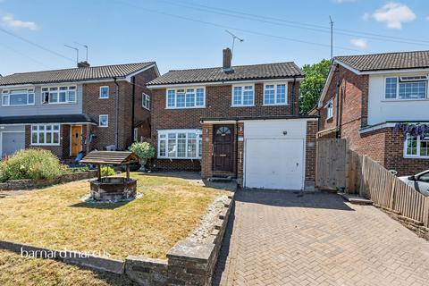 3 bedroom detached house for sale, Grosvenor Road, Epsom