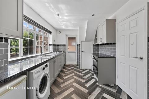 3 bedroom detached house for sale, Grosvenor Road, Epsom