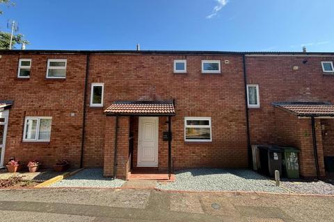 3 bed terraced house for rent in Patch Lane