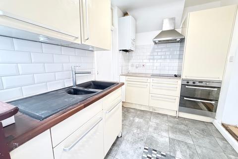 3 bedroom house to rent, Norfolk Road, London, E6