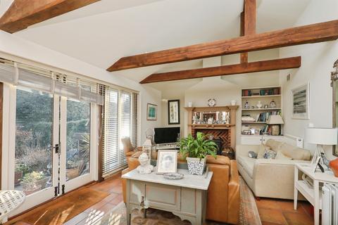 3 bedroom terraced house for sale, Damgate Street, Wymondham