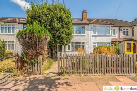 Queen Anne Avenue, Bromley