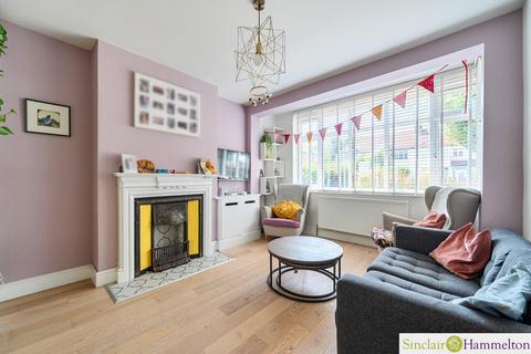 4 bedroom terraced house for sale, Queen Anne Avenue, Bromley