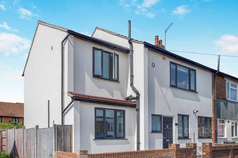 4 bedroom house to rent, Higham Place, London, E17