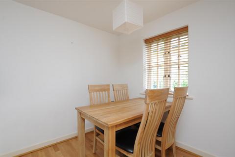 2 bedroom house to rent, 120J Marlborough RoadGrandpontOxford