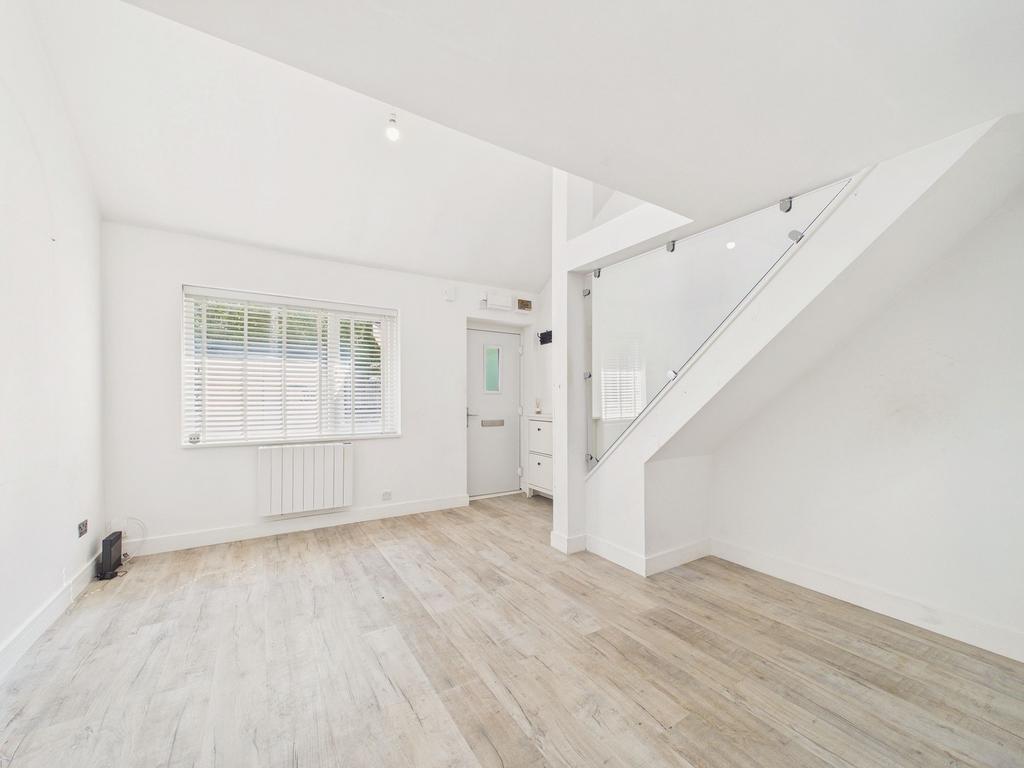 Ordley Close, Dumpling Hall, NE15 - View 5