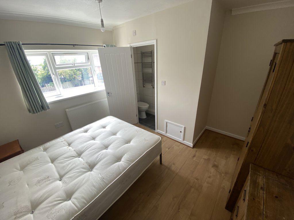 House in Oxford, Rose Hill - View 4