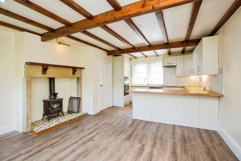 4 bedroom end of terrace house for sale, Oldham Road, Rishworth