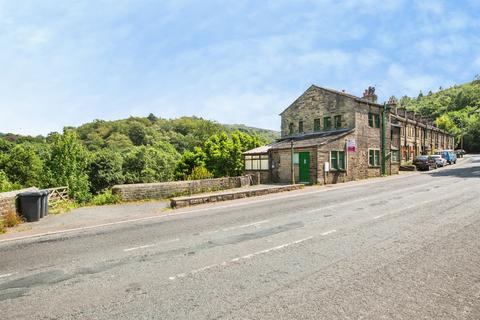 4 bedroom end of terrace house for sale, Oldham Road, Rishworth