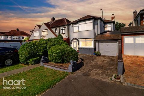 4 bedroom detached house for sale, Redden Court Road, Harold Wood