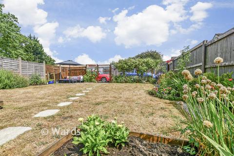 3 bedroom end of terrace house for sale, Beaver Road, Ashford TN23