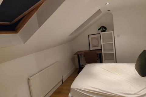 undefined, Haslemere Road, Ilford, Essex, IG3