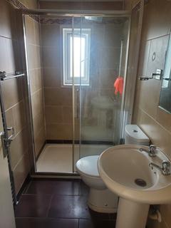 2 bedroom flat to rent, Browning Road, London, E12
