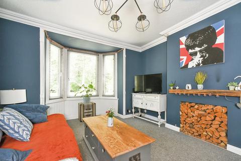 5 bedroom end of terrace house for sale, Wessington Avenue, CALNE