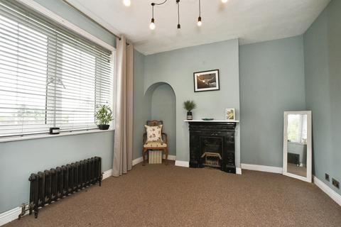 5 bedroom end of terrace house for sale, Wessington Avenue, CALNE