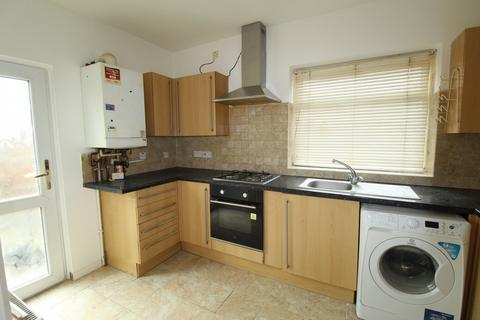 3 bedroom terraced house for sale, Farmway,Dagenham, Essex, RM8