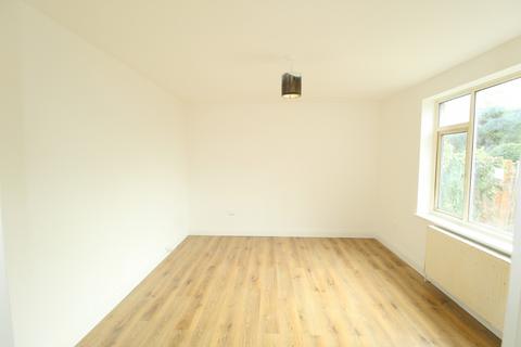 3 bedroom terraced house for sale, Farmway,Dagenham, Essex, RM8