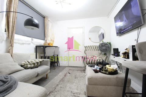 3 bedroom terraced house for sale, Colchester Avenue, E12