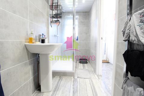 3 bedroom terraced house for sale, Colchester Avenue, E12