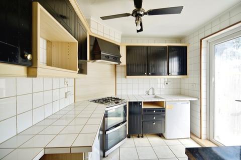 3 bedroom terraced house for sale, Maxey Road, Dagenham, Essex, RM9