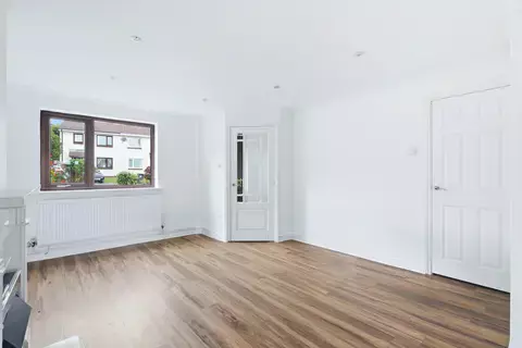 3 bedroom semi-detached house for sale – pohled 4