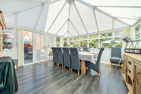 5 bedroom detached house for sale, Oldfield Drive, Wouldham, Rochester