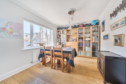 5 bedroom detached house for sale, Oldfield Drive, Wouldham, Rochester