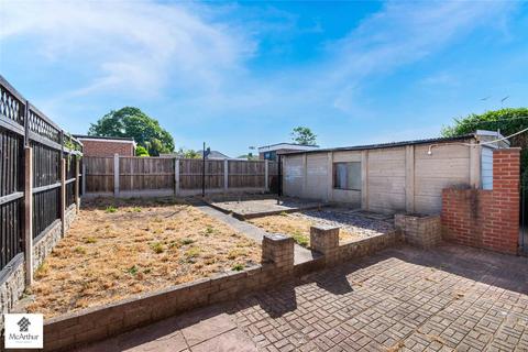 3 bedroom semi-detached house for sale, Sandymount, Harworth & Bircotes, Doncaster, South Yorkshire, DN11