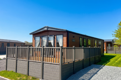 2 bedroom lodge for sale, York YO10