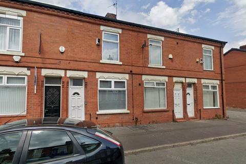 2 bedroom terraced house to rent, Romney Street, Salford M6