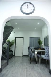 2 bedroom terraced house to rent, Romney Street, Salford M6