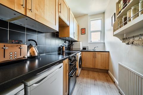 2 bedroom flat for sale, The Ridgeway, ENFIELD