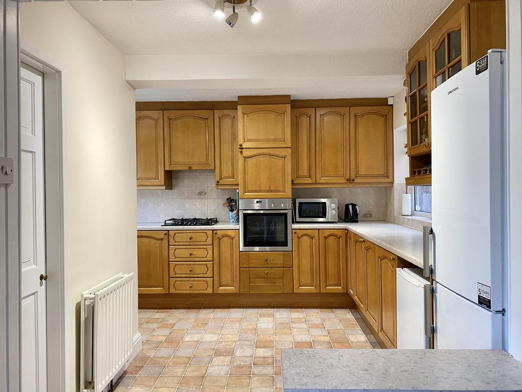 House in Leeds, West Yorkshire - View 2