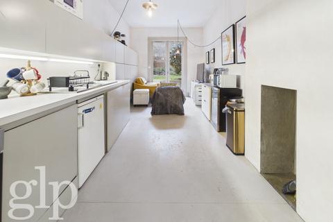 4 bedroom terraced house to rent, Chalton Street, King Cross, NW1