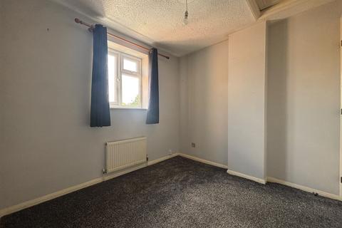 2 bedroom terraced house to rent, Grafton Road, Burton-on-Trent, DE15