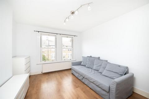 2 bedroom apartment for sale, Connaught Road, Stroud Green, N4