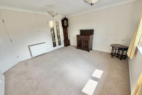 2 bedroom flat for sale, Upper Gordon Road, Camberley GU15