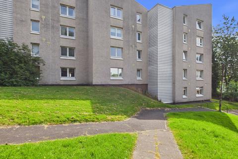 2 bedroom flat to rent, Montrose Street, Clydebank G81