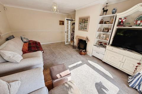 3 bedroom detached bungalow for sale, Hilltop Road, Telford TF2
